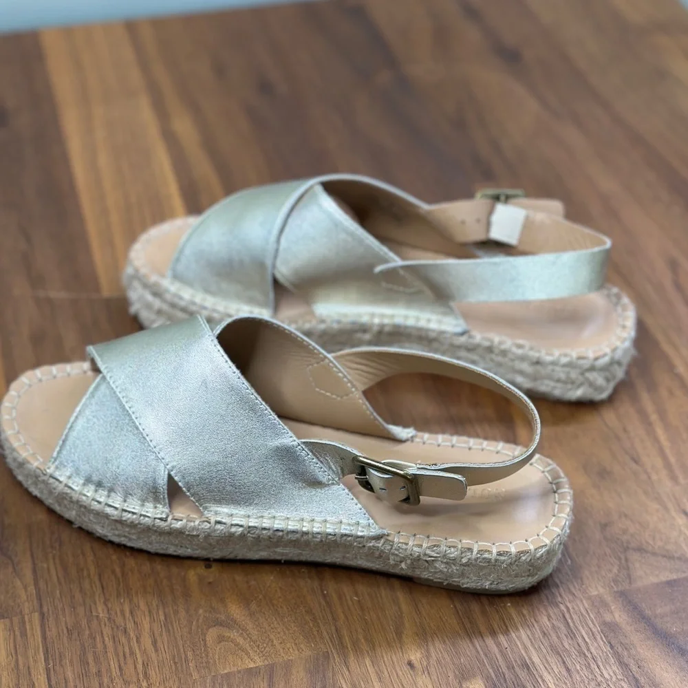 Soludos Eloise Espadrille Sandals Platinum (Gold) 7.5 NWOB